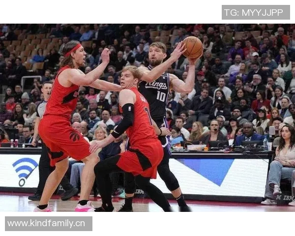 两双机器萨博尼斯:18分11板6助攻闪耀表现 两双机器萨博尼斯:18分11板6助攻闪耀表现