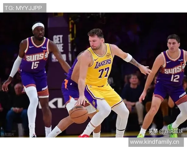 詹姆斯直言狄龙冲突，湖人隐患显现！布克赛后表达不满，东契奇难找理由